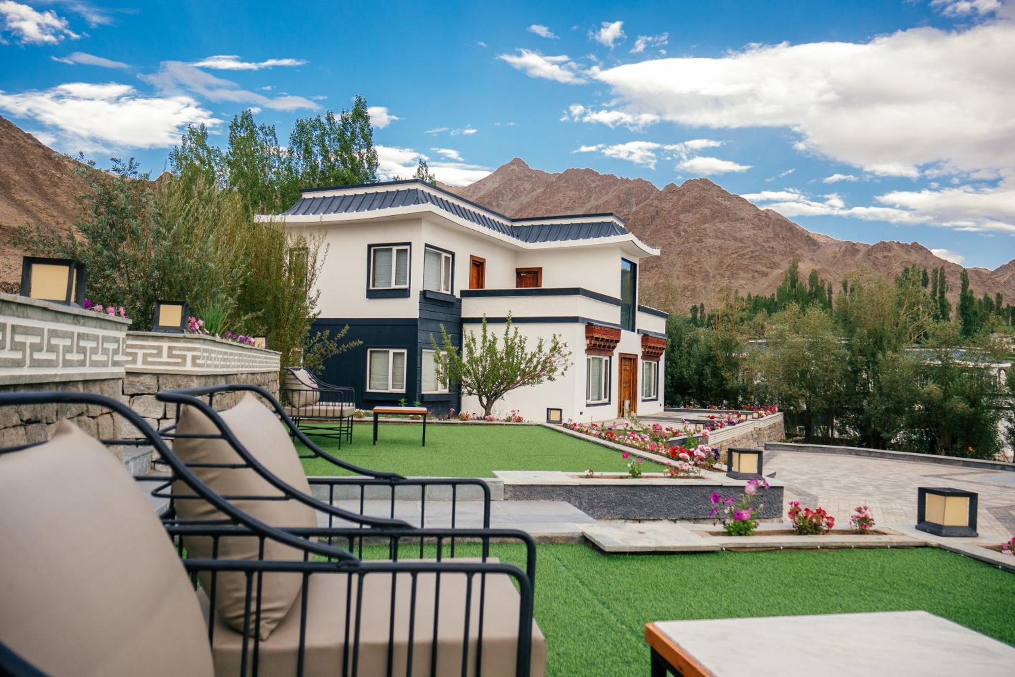 Angkasa Ladakh Resort Leh Exterior photo